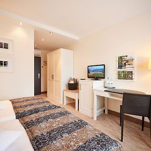 Standard Zimmer mit Kingsize-Bett